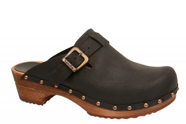 sanita clogs