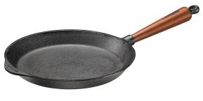 Skeppshult Traditional beech wood handle Frying Pan Cast Iron