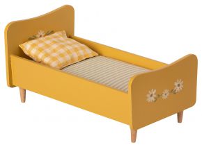 Maileg doll furniture wooden bed with soft bedlinen 13x15x26.5 cm